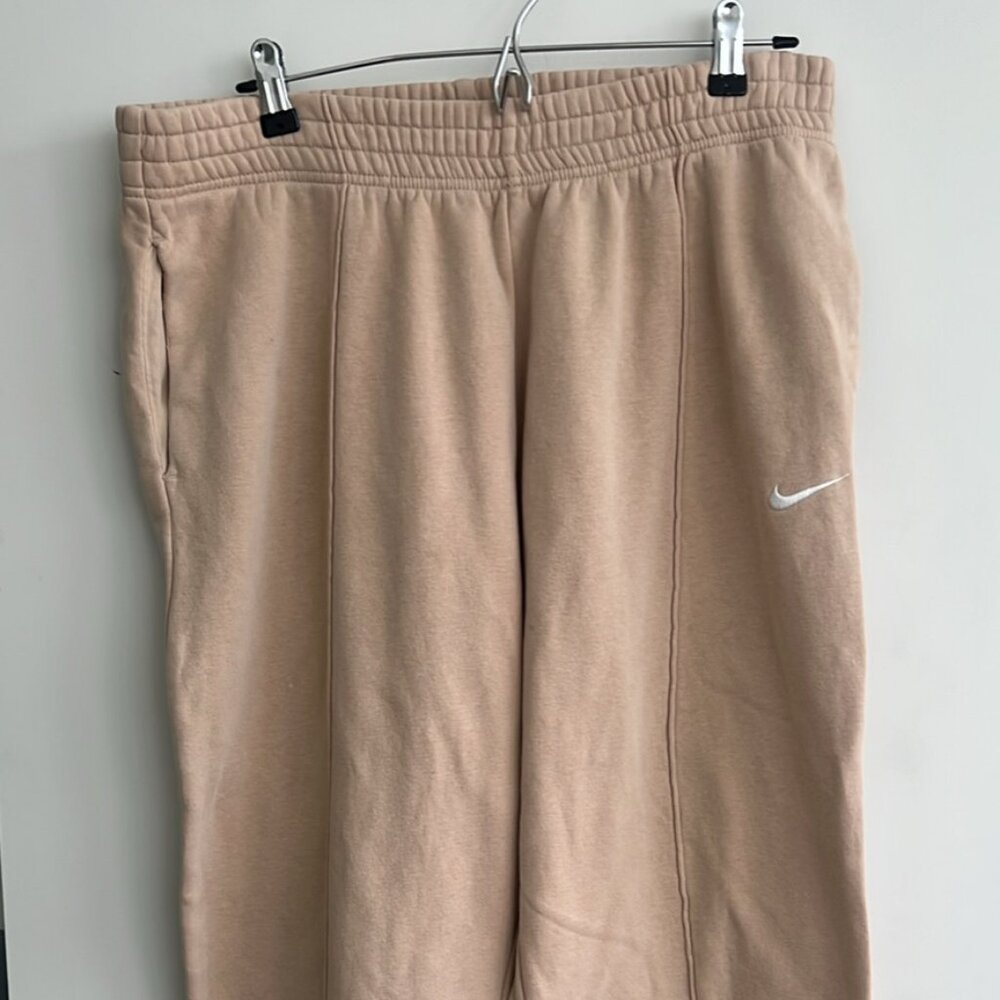 Nike Fleece Jogger Sweatpants Sportswear Peach, Size L